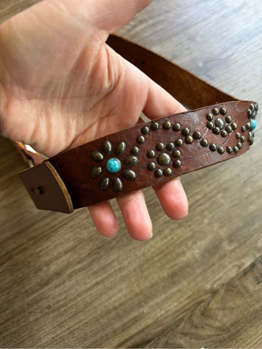 Y2K Vintage Full Riveted Light Blue turquoise Rhinestone Tan Leather belt